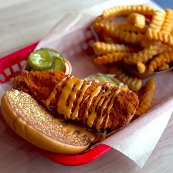 Dave's Hot Chicken food and restaurant photo 8